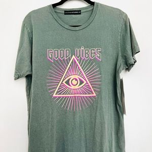Good vibes graphic tee